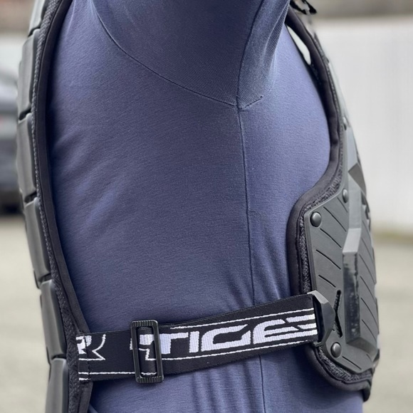 Motocross Dirt Bike Motorcycle Body Armor - Picture 7 of 12